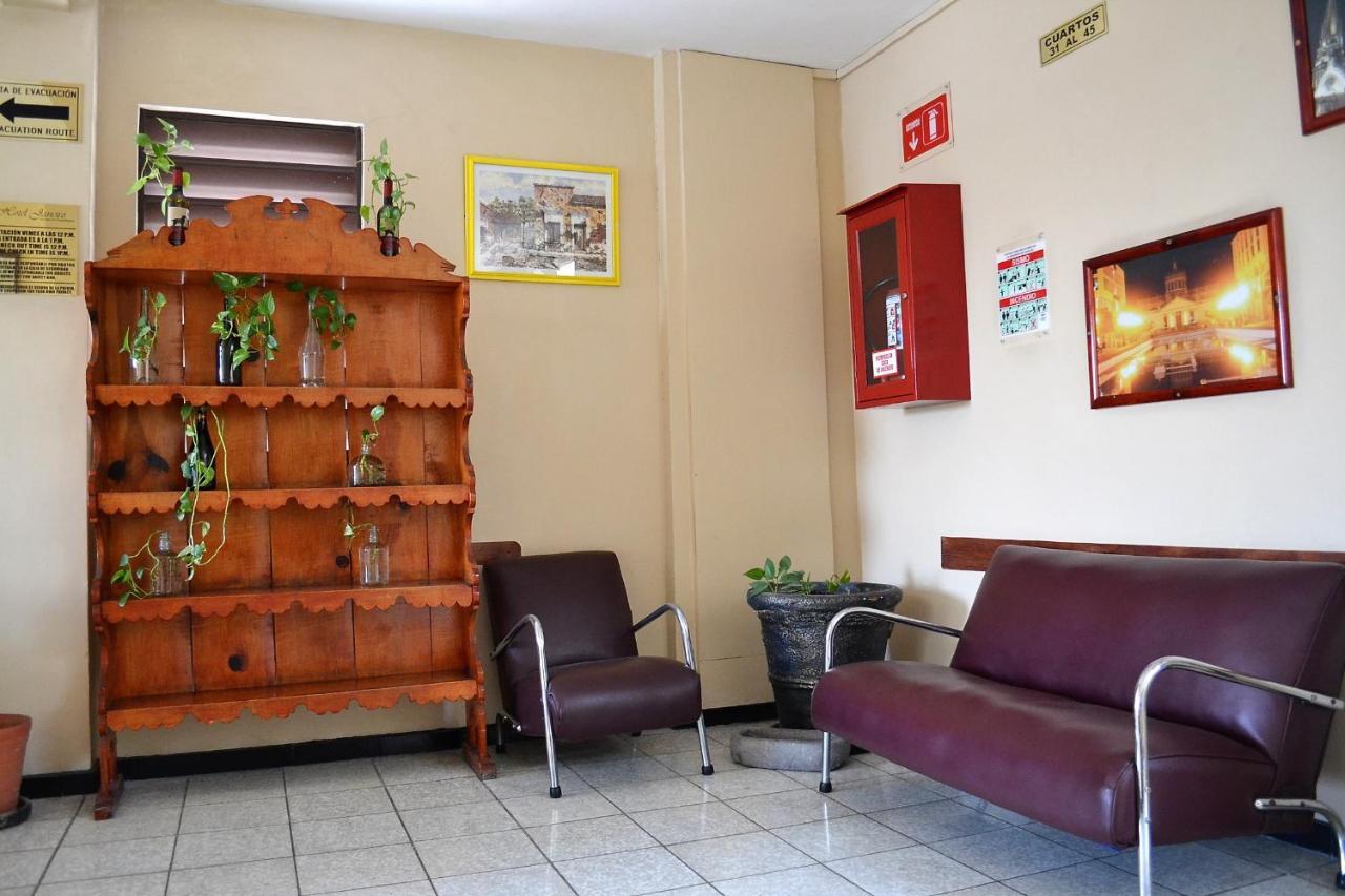 Hotel Janeiro Guadalajara Esterno foto