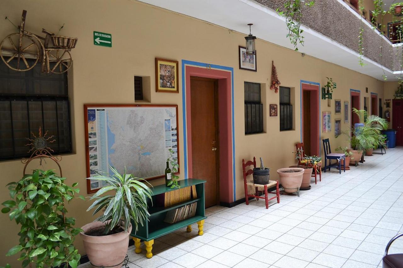 Hotel Janeiro Guadalajara Esterno foto
