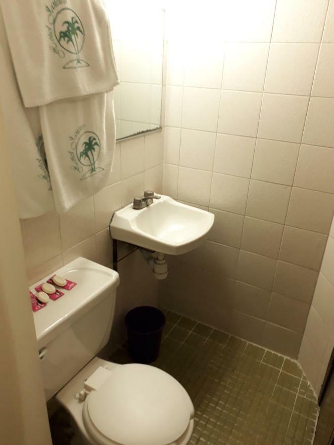 Hotel Janeiro Guadalajara Esterno foto