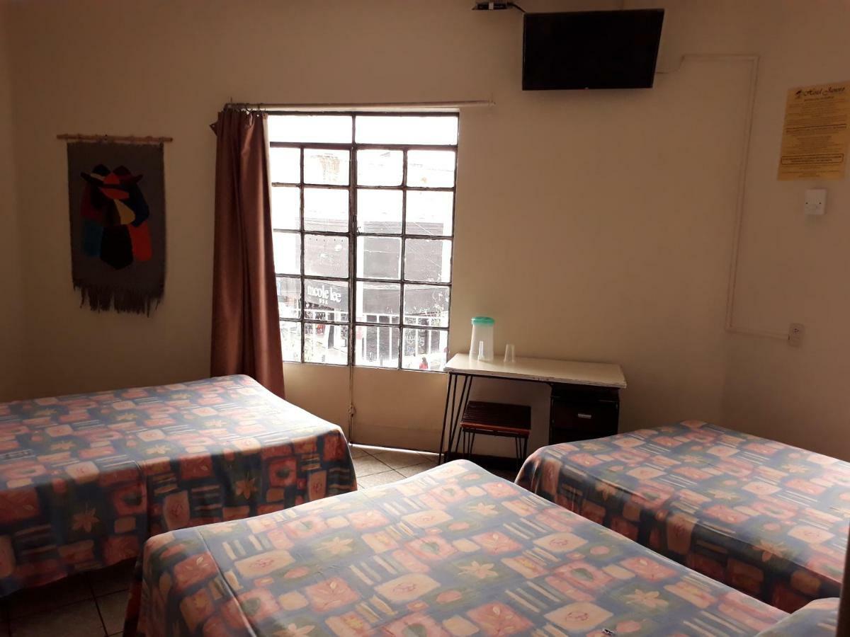 Hotel Janeiro Guadalajara Esterno foto